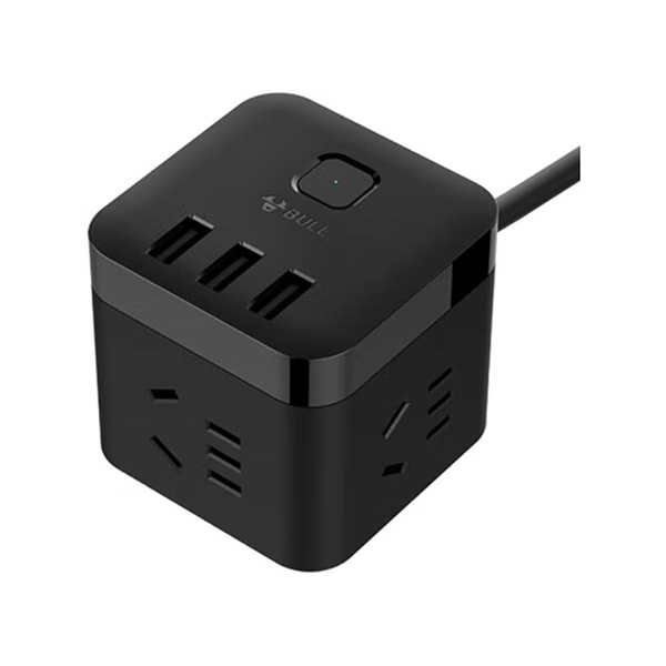 BULL/公牛 多功能家用电源转换器 GN-U303H-3M 黑色 1个