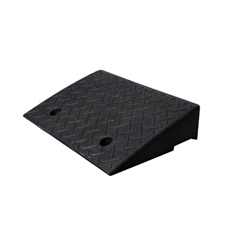 GONGPINKU/工品库 马路牙子斜坡垫 GPK-55-57 50×50cm 黑色 高度15cm 1个